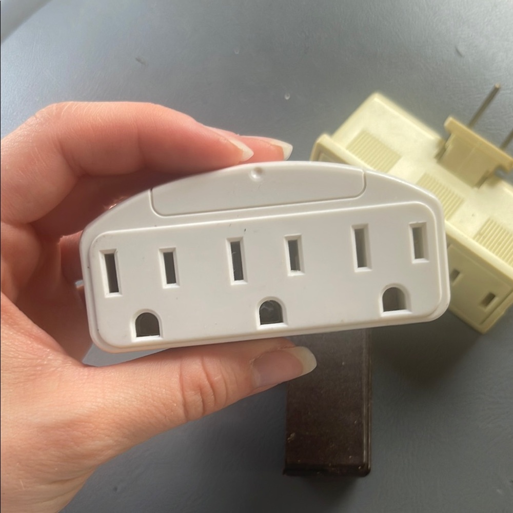 Black Multi-Outlet Adapter - Picture 2 of 9